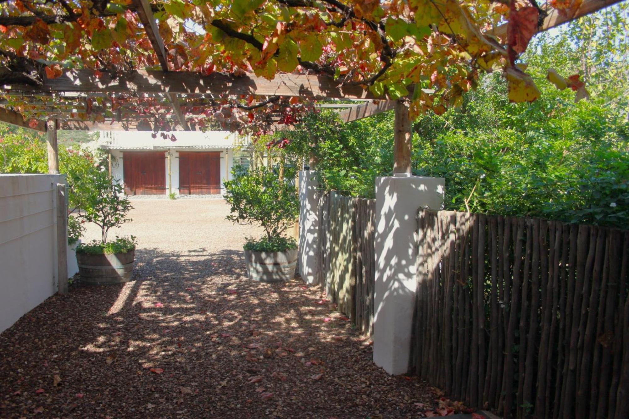 The Barn On 62 - Cottages 蒙塔古 外观 照片